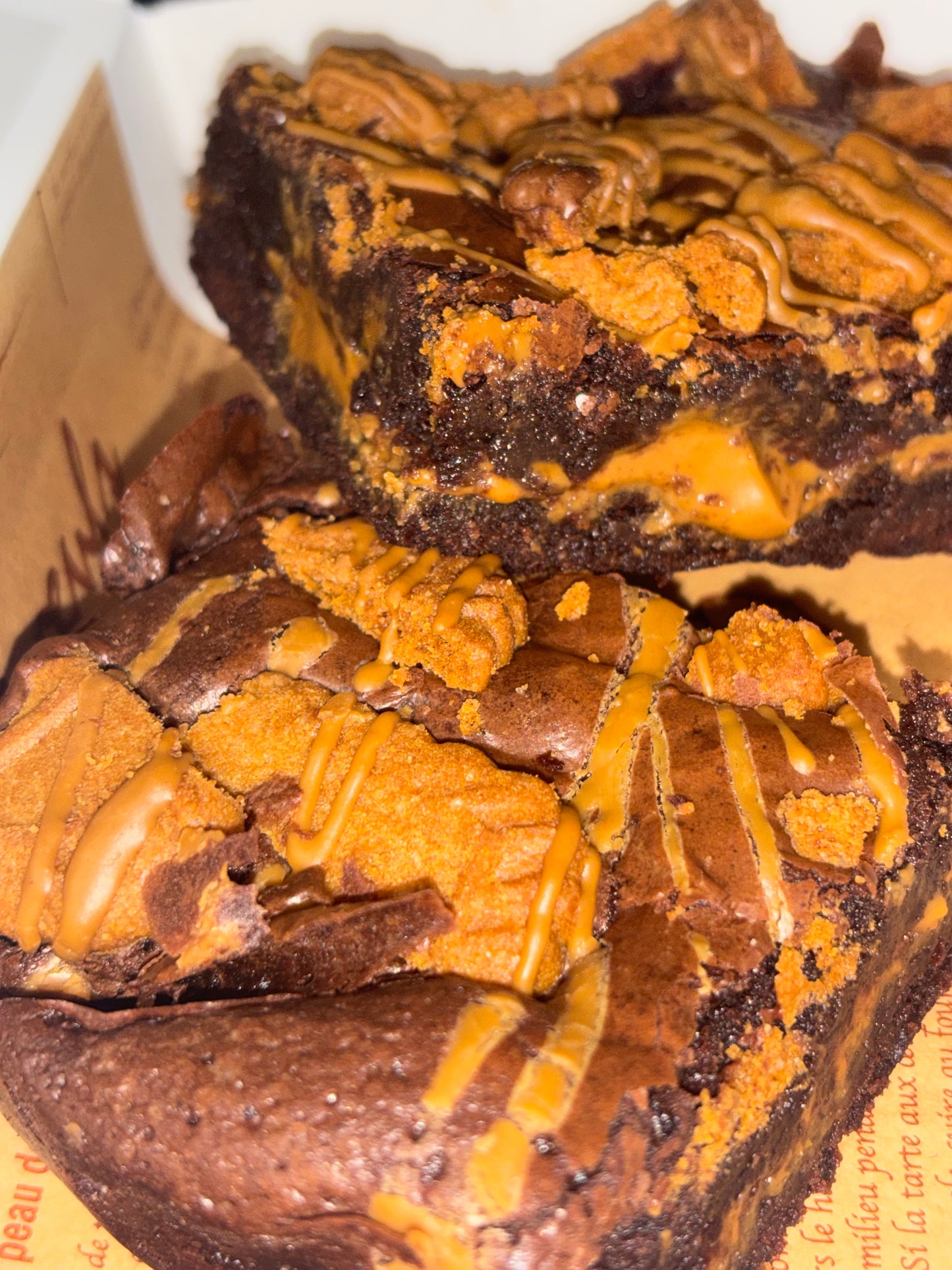 STUFFED BISCOFF BROWNIES